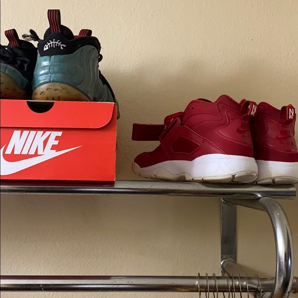 Meet your Posher, Mal - Picture 1 of 1